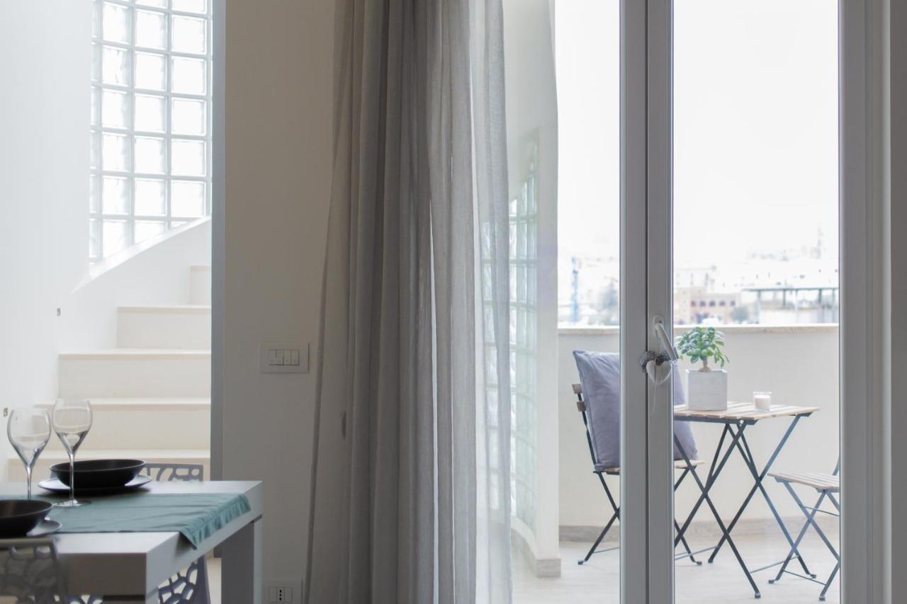 Sea View Apartment Monopoli Bagian luar foto
